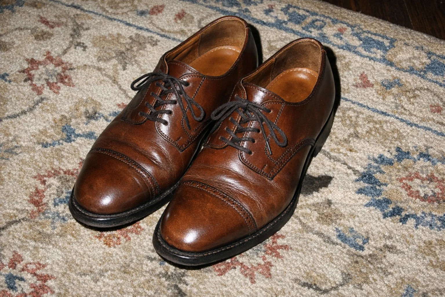 Amateur shoe photography