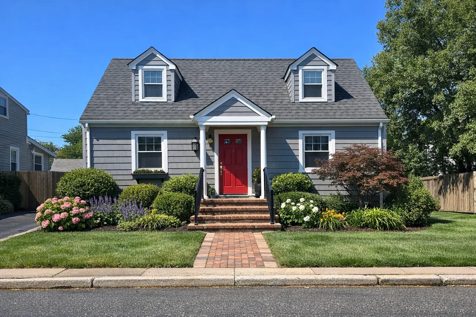 Standard photo of a suburban house